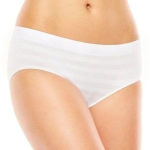 Jockey white Seamfree Hipster Size 7 White